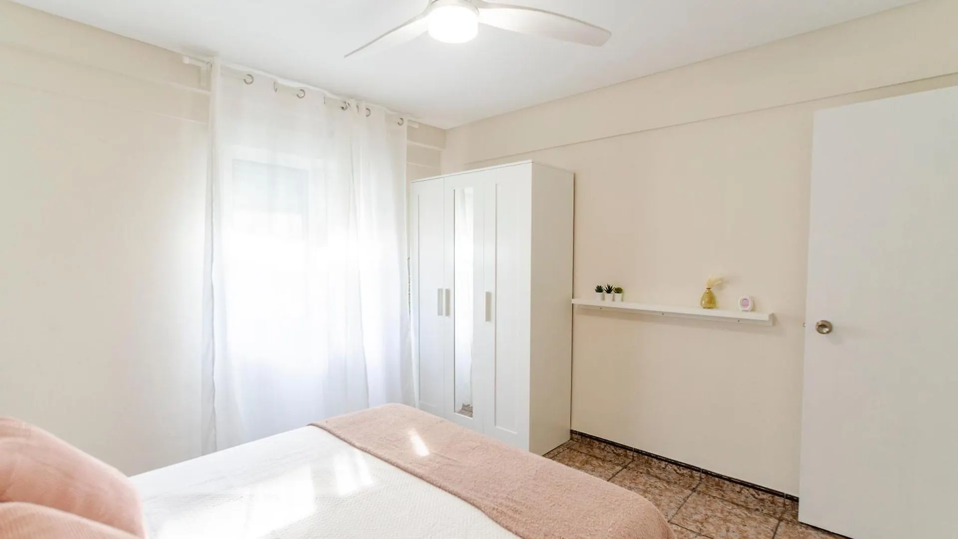 A&C Las Vegas Centrico Apartment Torre Del Mar 0*,  Spain